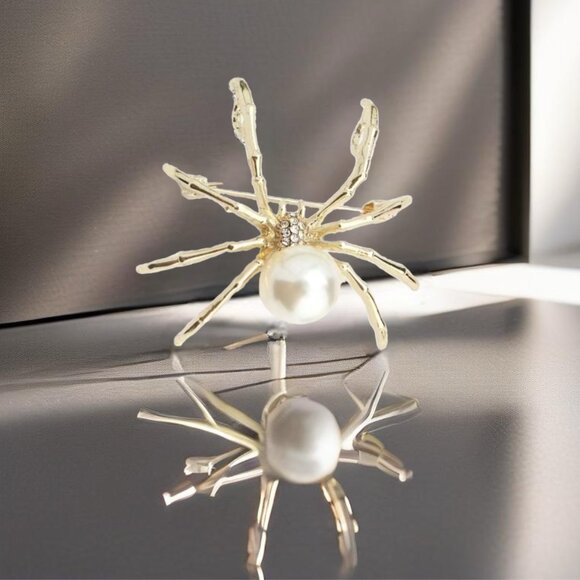 Jewelry - Gold Tone Alloy Spider Pin Brooch Faux White Pearl Gothic Halloween Rhinestones